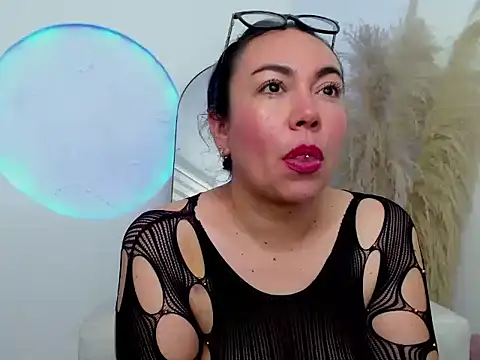 Yadis_hotのライブXXXチャット