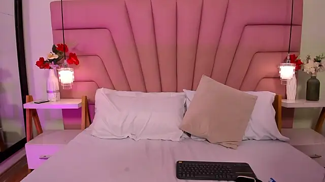 Pokazy przed kamerką – Kim_Luna1