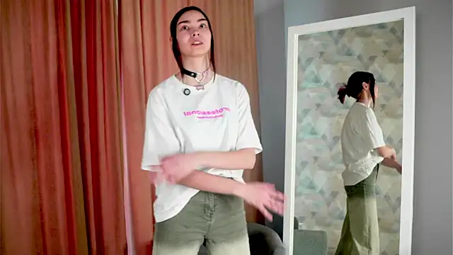 EddieChery: онлайн-секс-чат