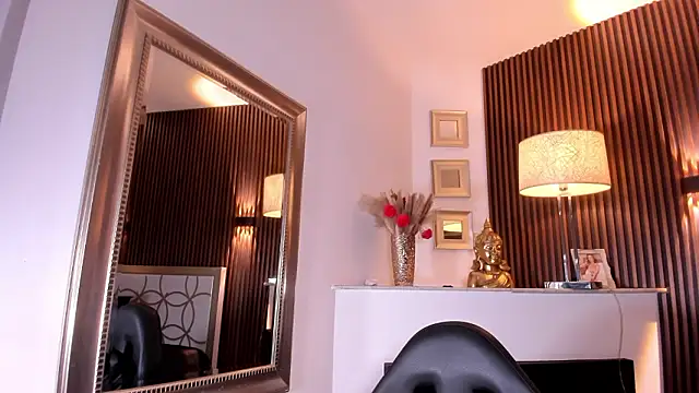 NattashaHotson Adlı Modelin Canlı XXX Sohbeti