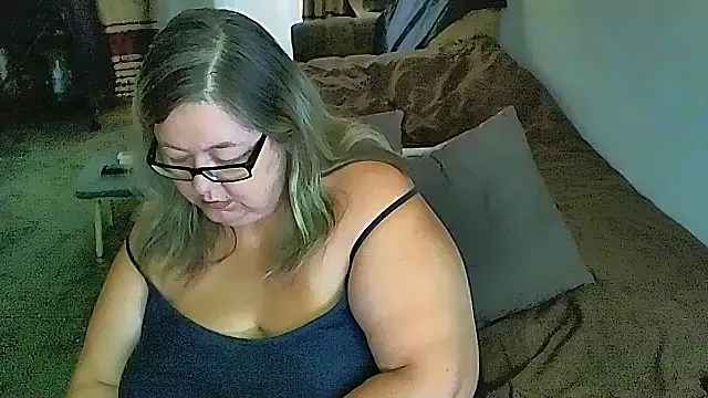 sex2 Adlı Modelin Canlı XXX Sohbeti