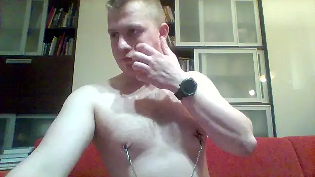 MattttheesのライブXXXチャット