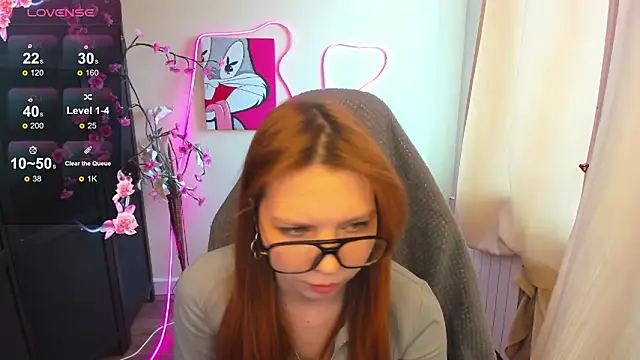 EmberVexen Adlı Modelin Web Kamerası Şovu