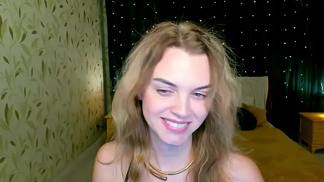 LunaFlinn Chat XXX live