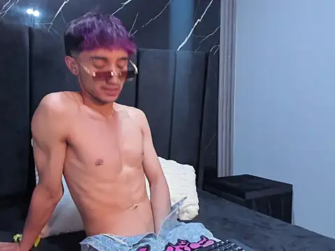 KrisX_hln Webbikameraesitys