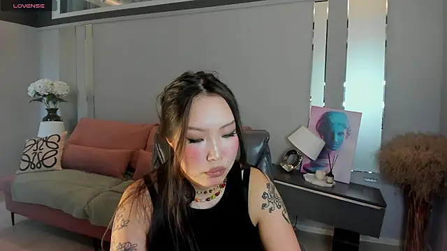 ElinaMotion Live XXX Chat