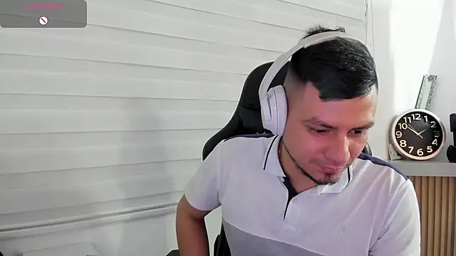 Rick_Adams' Live XXX Chat