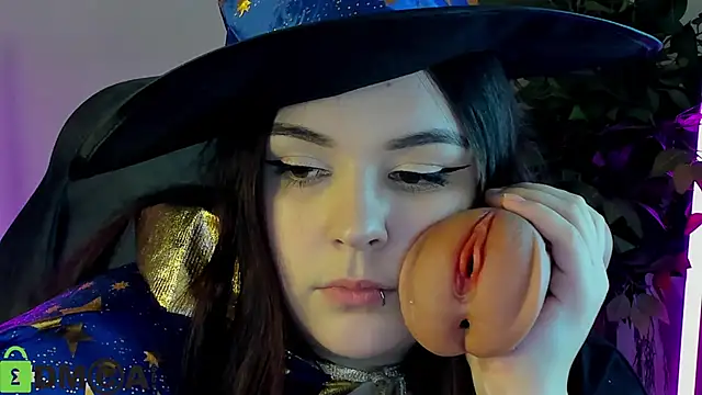 Mia_R0ss: онлайн-секс-чат