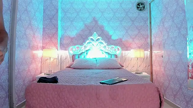 sensual_skinny Adlı Modelin Canlı XXX Sohbeti