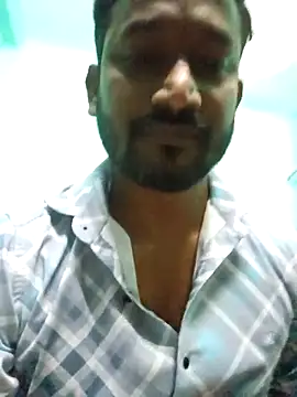 RabitheRambo30 – Naživo XXX chat