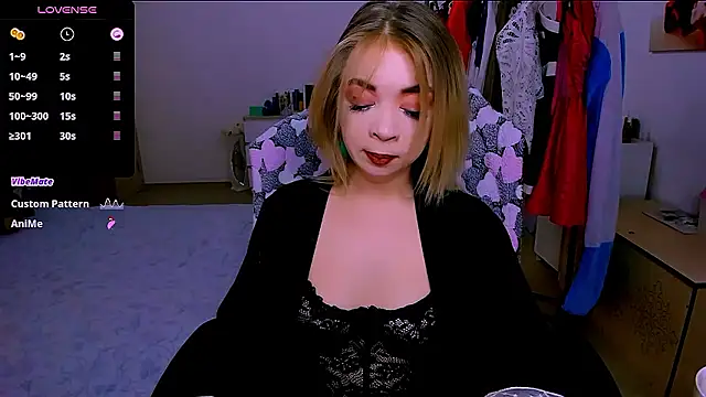 littleSiyfairy élő XXX-chatje