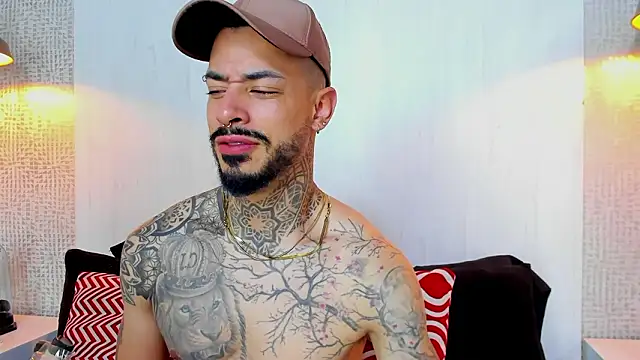 VinzenzRizzo – Naživo XXX chat