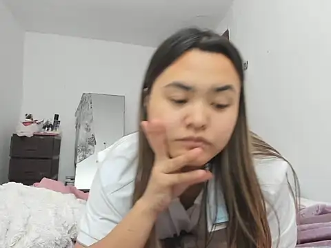 Chat XXX en directo de saika_blush