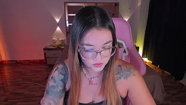 lunaarose Live XXX-chat