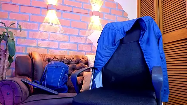 mister_eithan – Naživo XXX chat