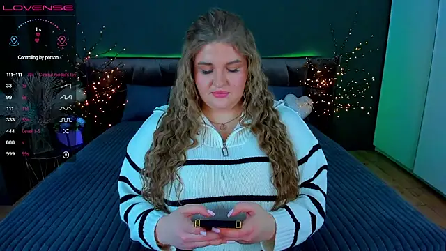 Adele_sugar Live XXX-Chat