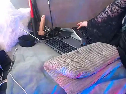 GoddessMonicaAngels Chat XXX in diretta