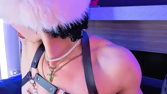 nova_salvatore – Naživo XXX chat