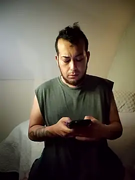 Badmind222 – Naživo XXX chat