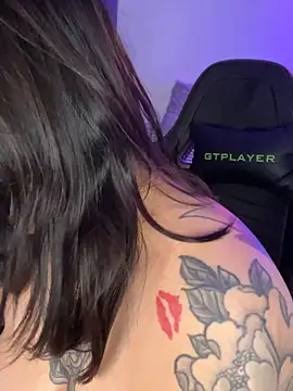 แชท XXX สดของ miacanela_xo