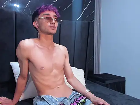 KrisX_hl – Naživo XXX chat