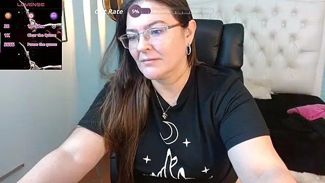 MsJossie Adlı Modelin Canlı XXX Sohbeti