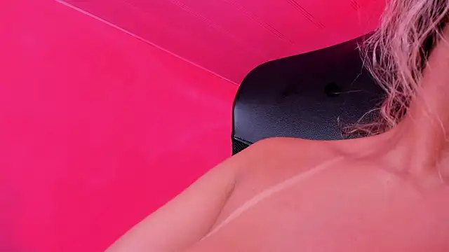 Chat +18 de Olivia_Fox69 ao vivo