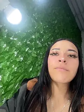 cristal__violetaa's Live XXX Chat