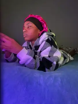 TheRealOshunQueen's Live XXX Chat