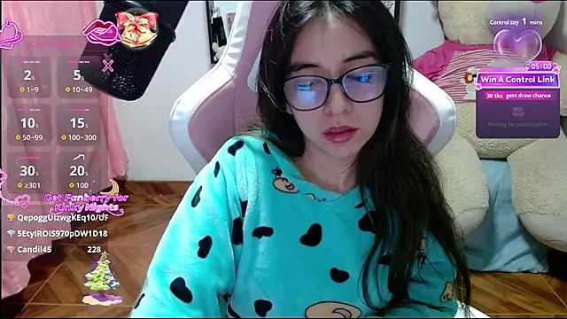 Maggie_Fox3 élő XXX-chatje