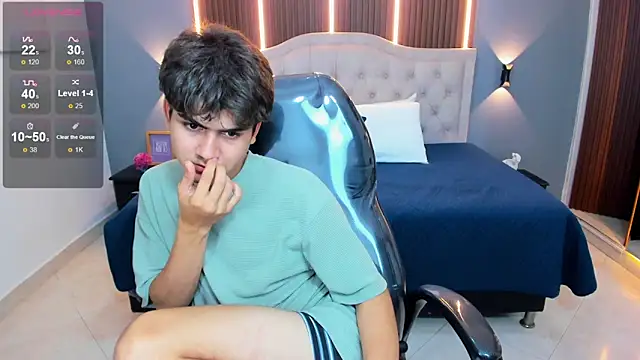 دردشة Tommy18__ الجنسية المباشرة