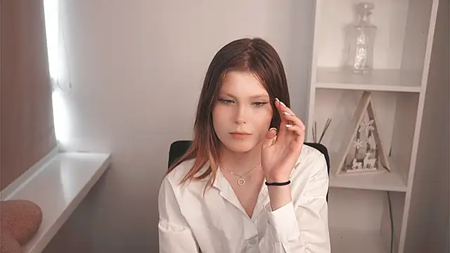 MarnieWootan: онлайн-секс-чат