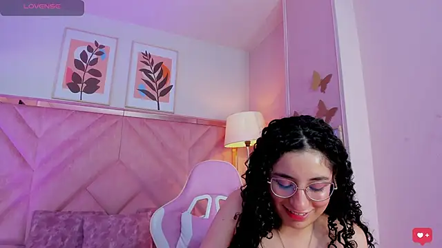 DemiJones_: απευθείας συνομιλία ΧΧΧ