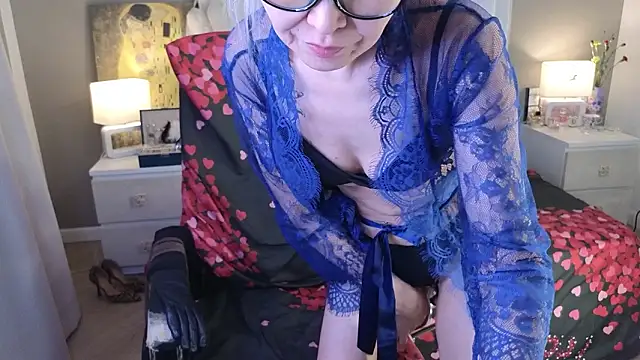 RoxalanaStar élő XXX-chatje