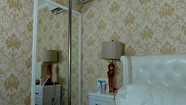 JuliaHunts – webcam-show