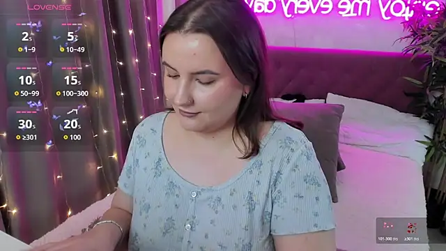 FeralPeach: онлайн-секс-чат