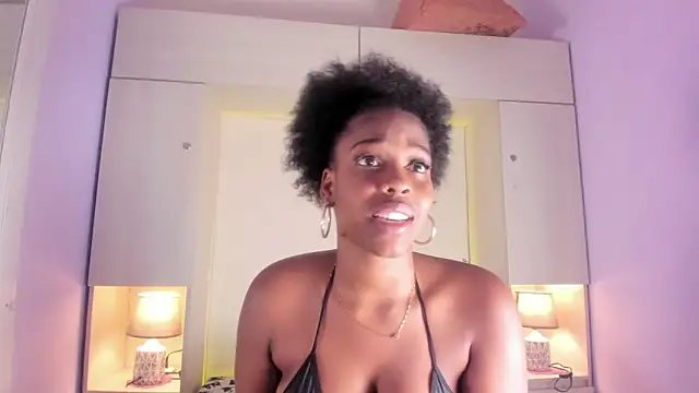 MaraBaker: онлайн-секс-чат