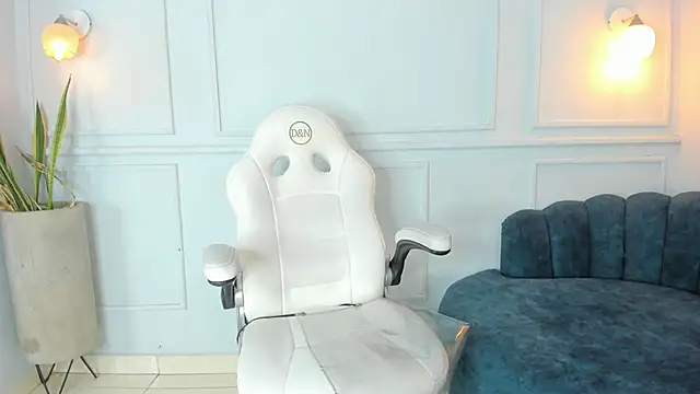 Онлайн чат XXX Lia_Velez_