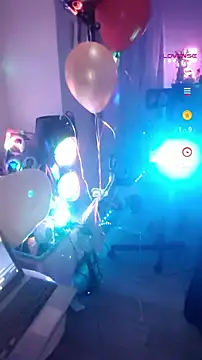 NailGoddessnow Adlı Modelin Canlı XXX Sohbeti