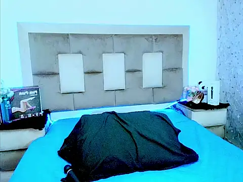 indiantopaz694u's Live XXX Chat