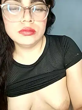 Diamily 现场XXX聊天