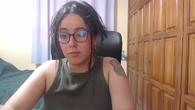 Venus_cat_'s Live XXX Chat