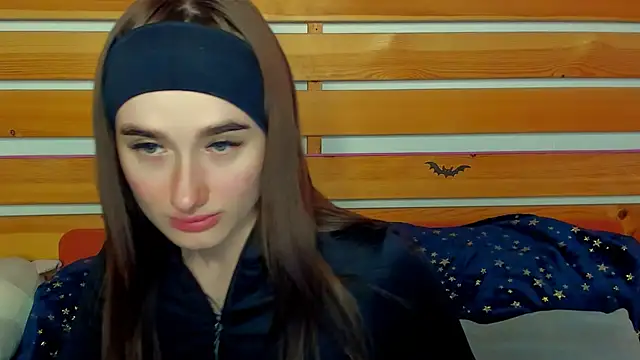 Evis_Dailyy Adlı Modelin Canlı XXX Sohbeti