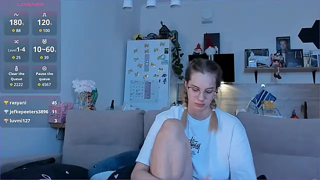 Girl_alone_home লাইভ XXX চ্যাট