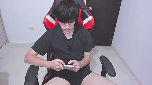 eren_188 现场XXX聊天