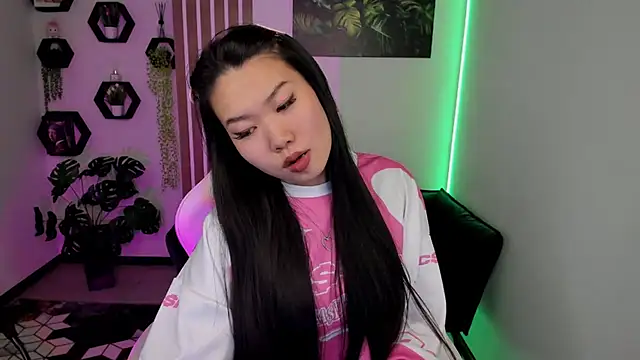 LunaPurrr লাইভ XXX চ্যাট