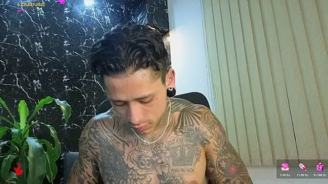 Mike_joness 现场XXX聊天