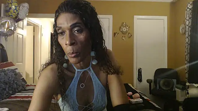 Chat XXX Live DivatheSnakecharmer