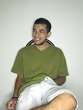 Thick_Cock Chat XXX in diretta