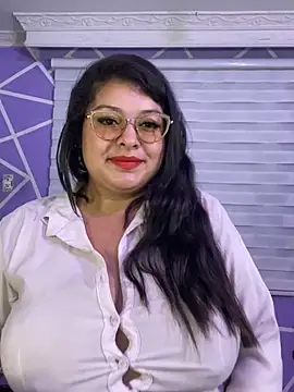 MiiaaJoness Live XXX-chat